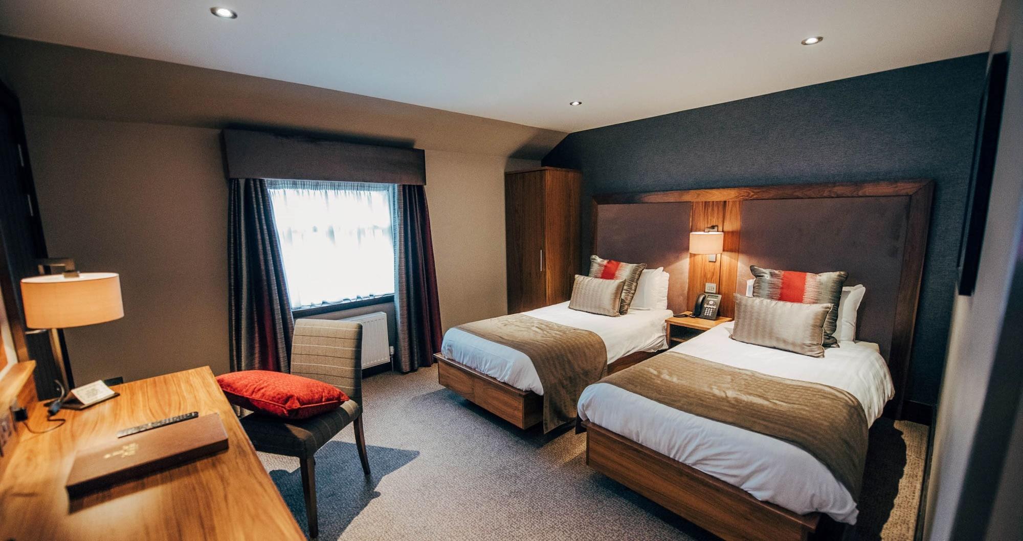Busby Hotel Clarkston エクステリア 写真