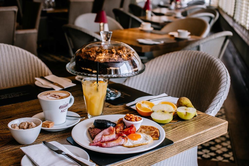Busby Hotel Clarkston エクステリア 写真