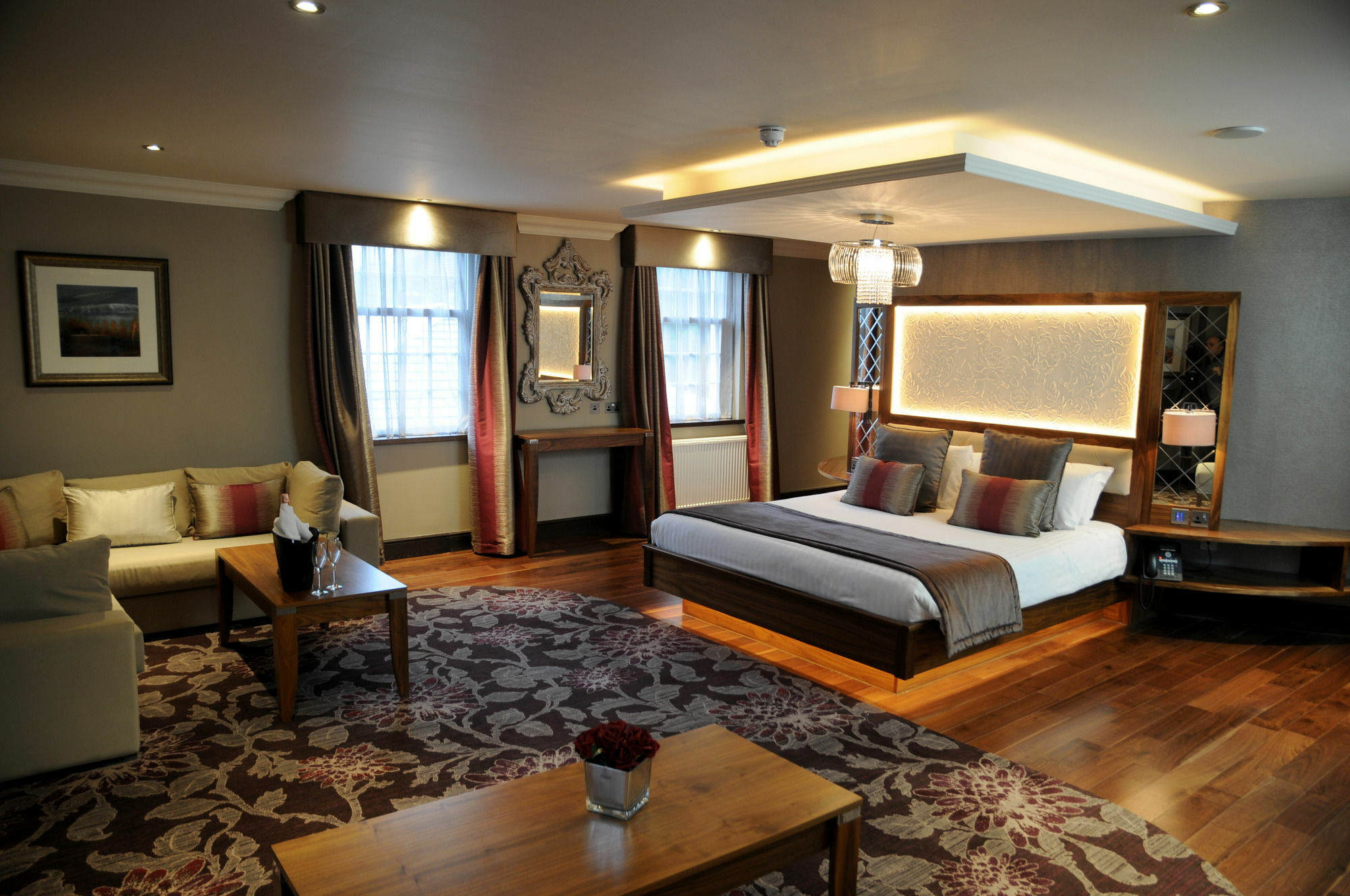 Busby Hotel Clarkston エクステリア 写真