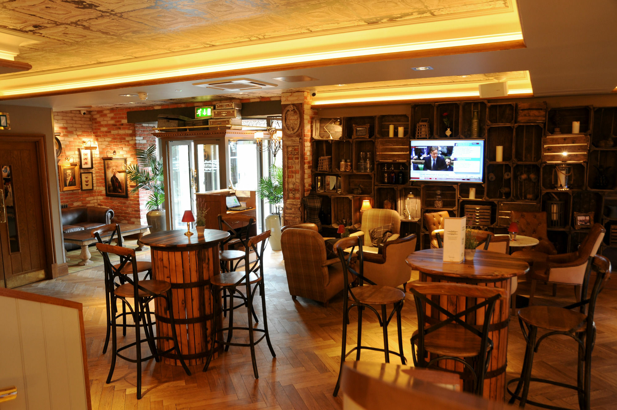Busby Hotel Clarkston エクステリア 写真