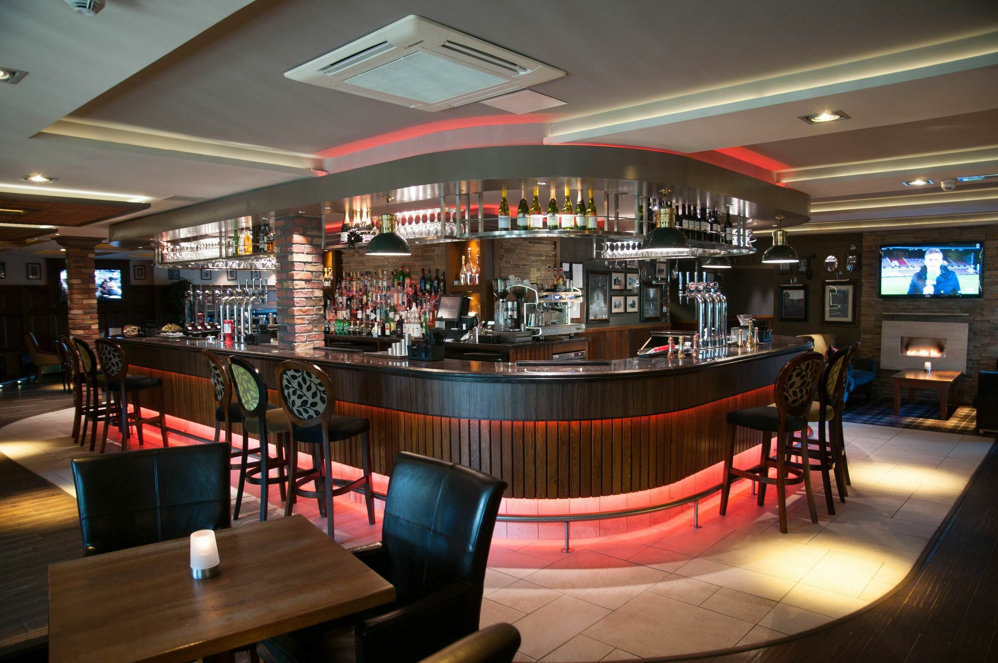 Busby Hotel Clarkston エクステリア 写真